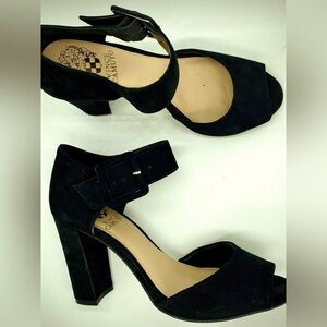 New Vince Camuto Black Women size 6, chunky  heel big buckle NWOT suede